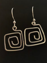 Load image into Gallery viewer, New ! Tania Snihur silver sculptural earrings