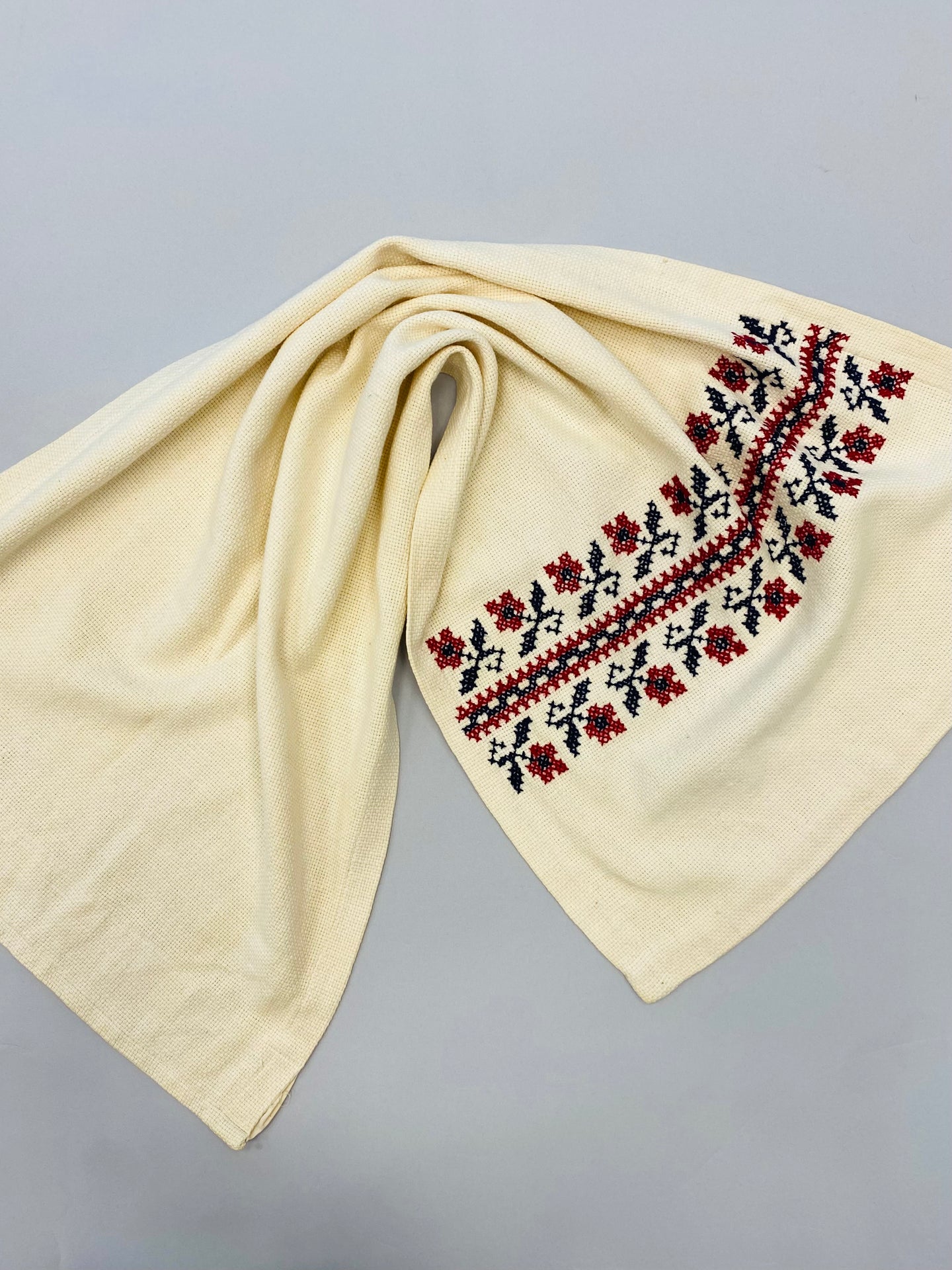 Woven Vintage Natural Rushnyk (Runner) with red and black   42