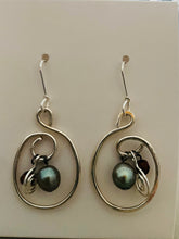 Load image into Gallery viewer, New! Tania Snihur silver sculptural earrings
