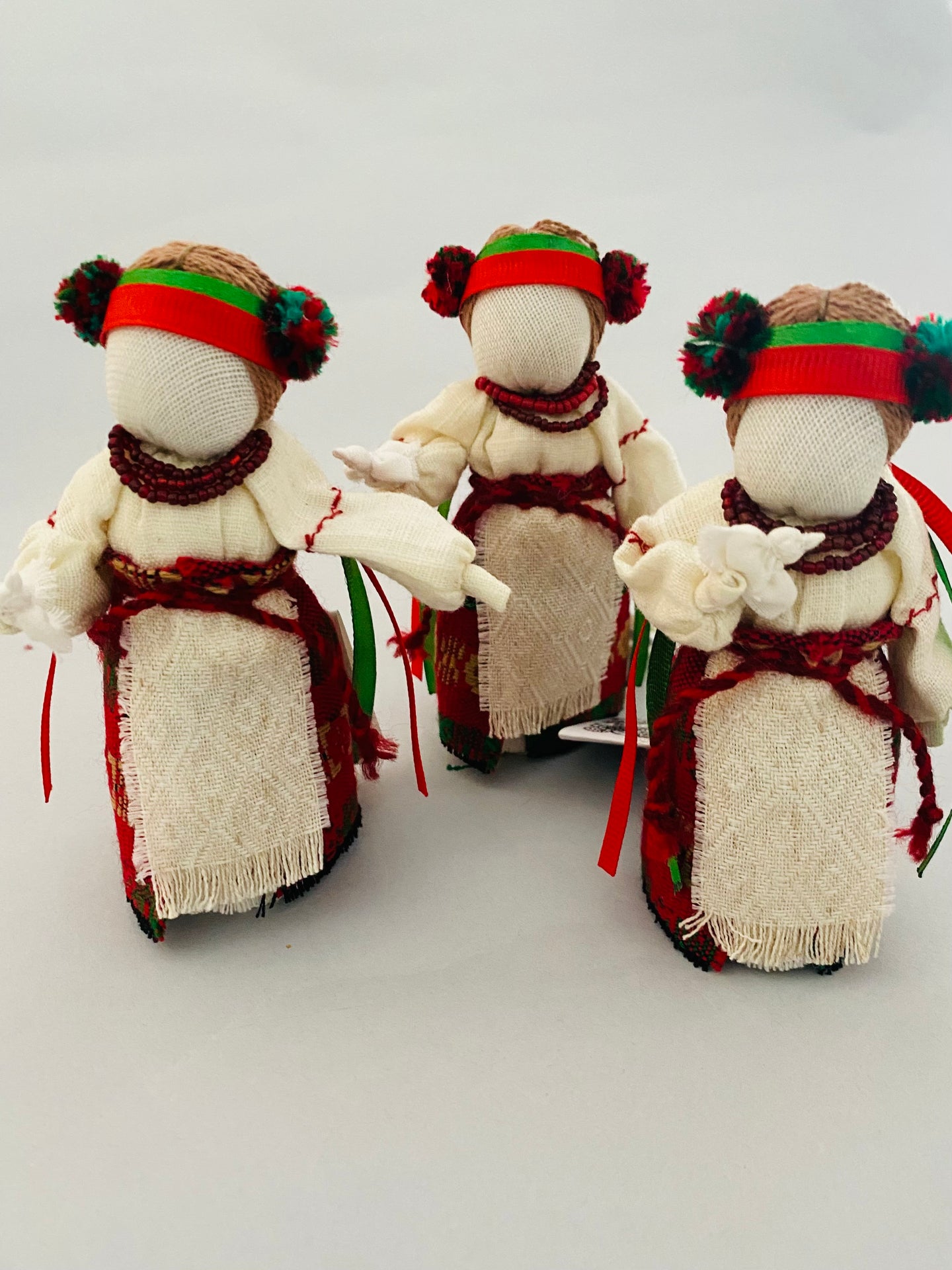 4”Standing Motanka with Vinok and bird on her arm,from Bakhmut Creative Workshop
