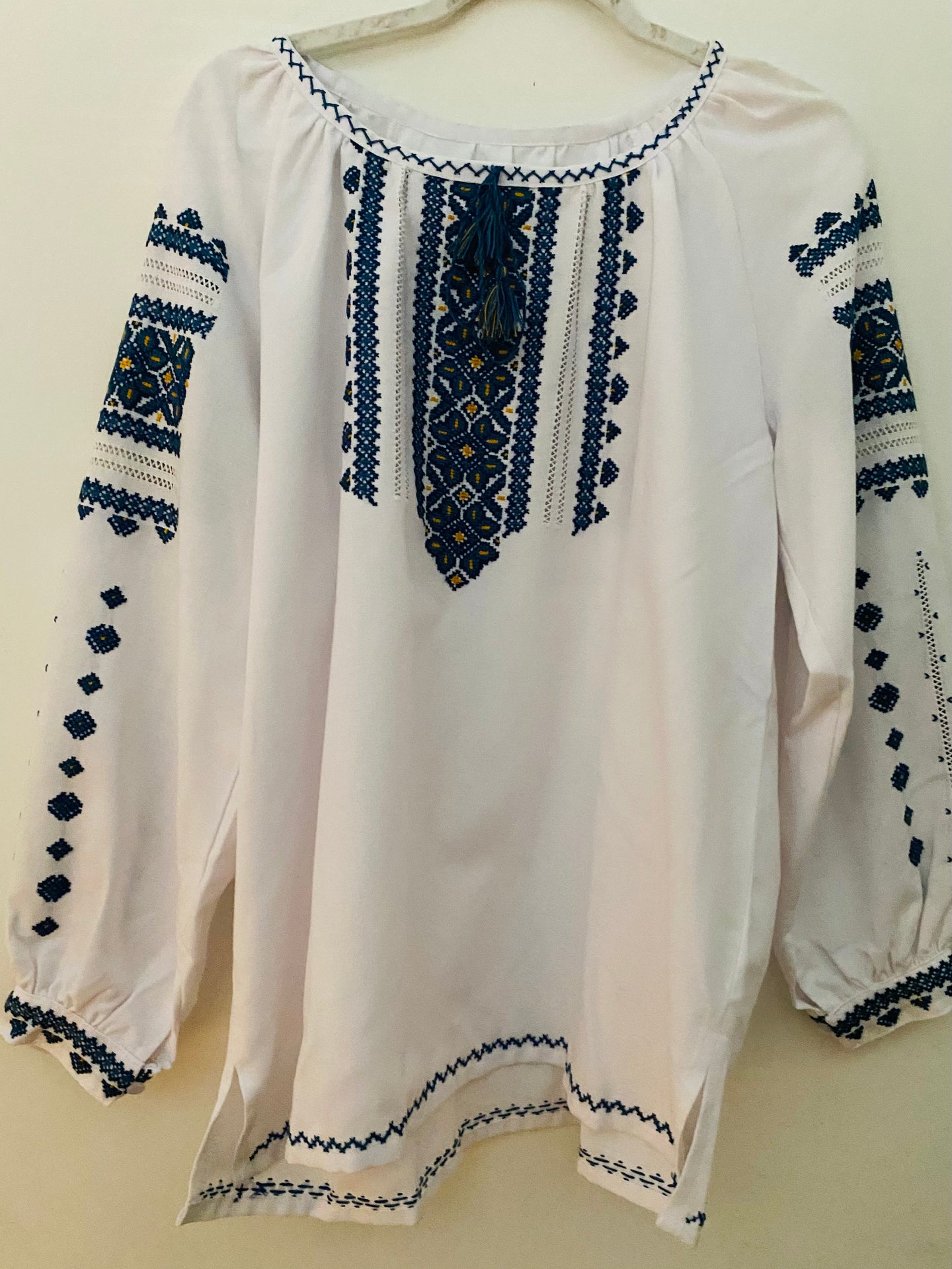Blouse Embroidered Womens white with shades of blue and yellow   #300