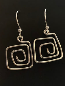New ! Tania Snihur silver sculptural earrings