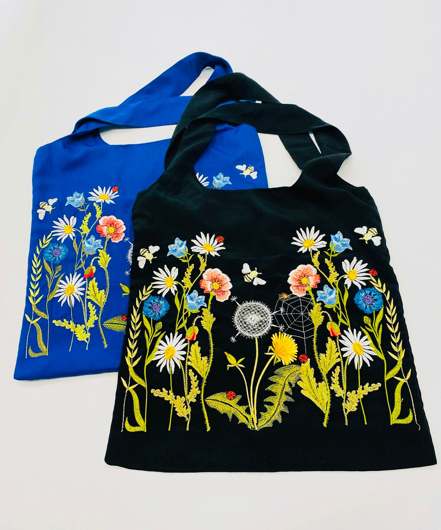 Nina Lapchyk Embroidered tote bags