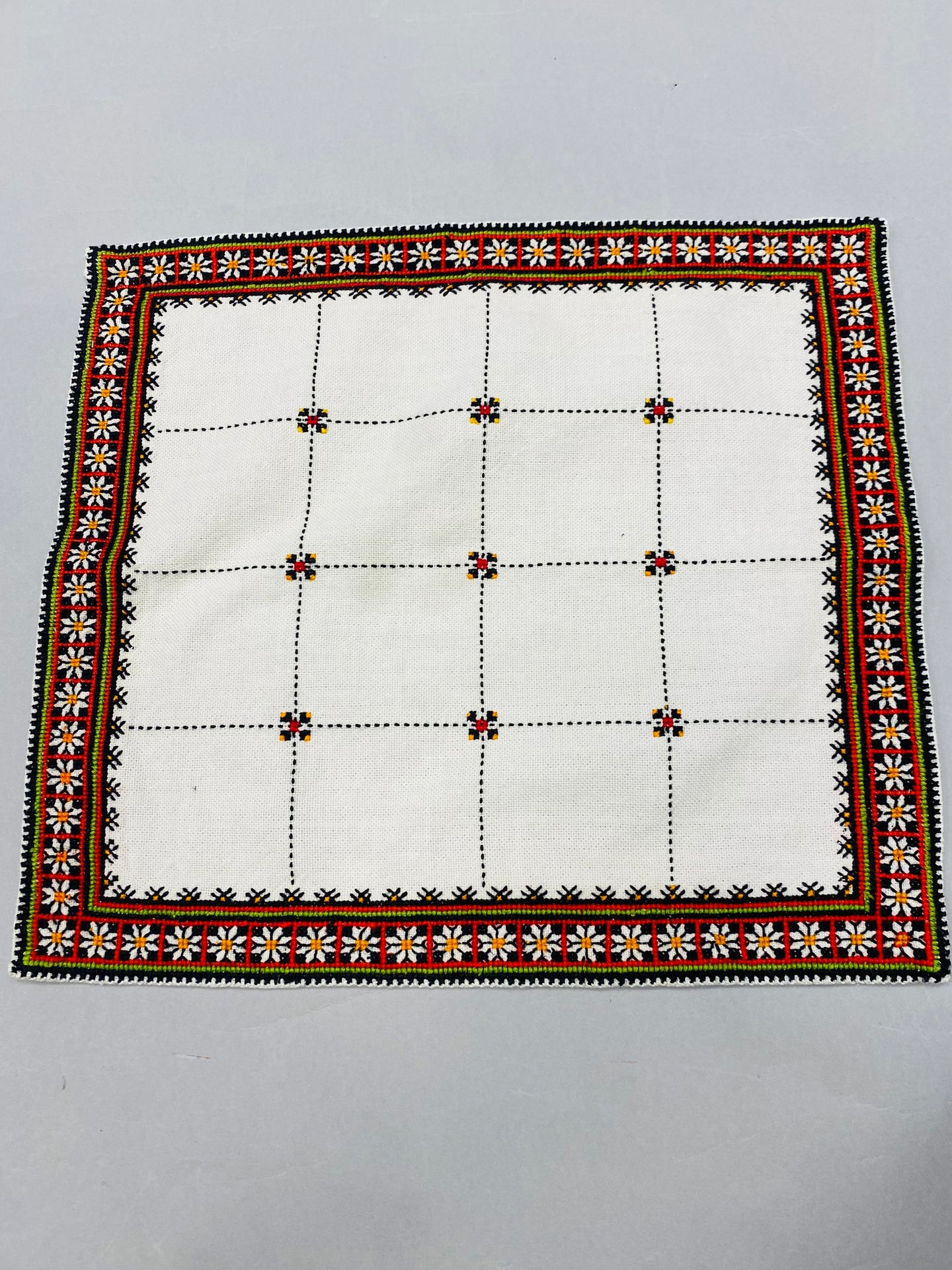 Embroidered Vintage Servetka  12