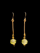 Load image into Gallery viewer, New! Tania Snihur gold sculptural wire earrings
