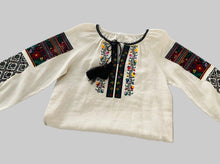 Load image into Gallery viewer, New! Women’s Embroidered blouse in natural linen  #399
