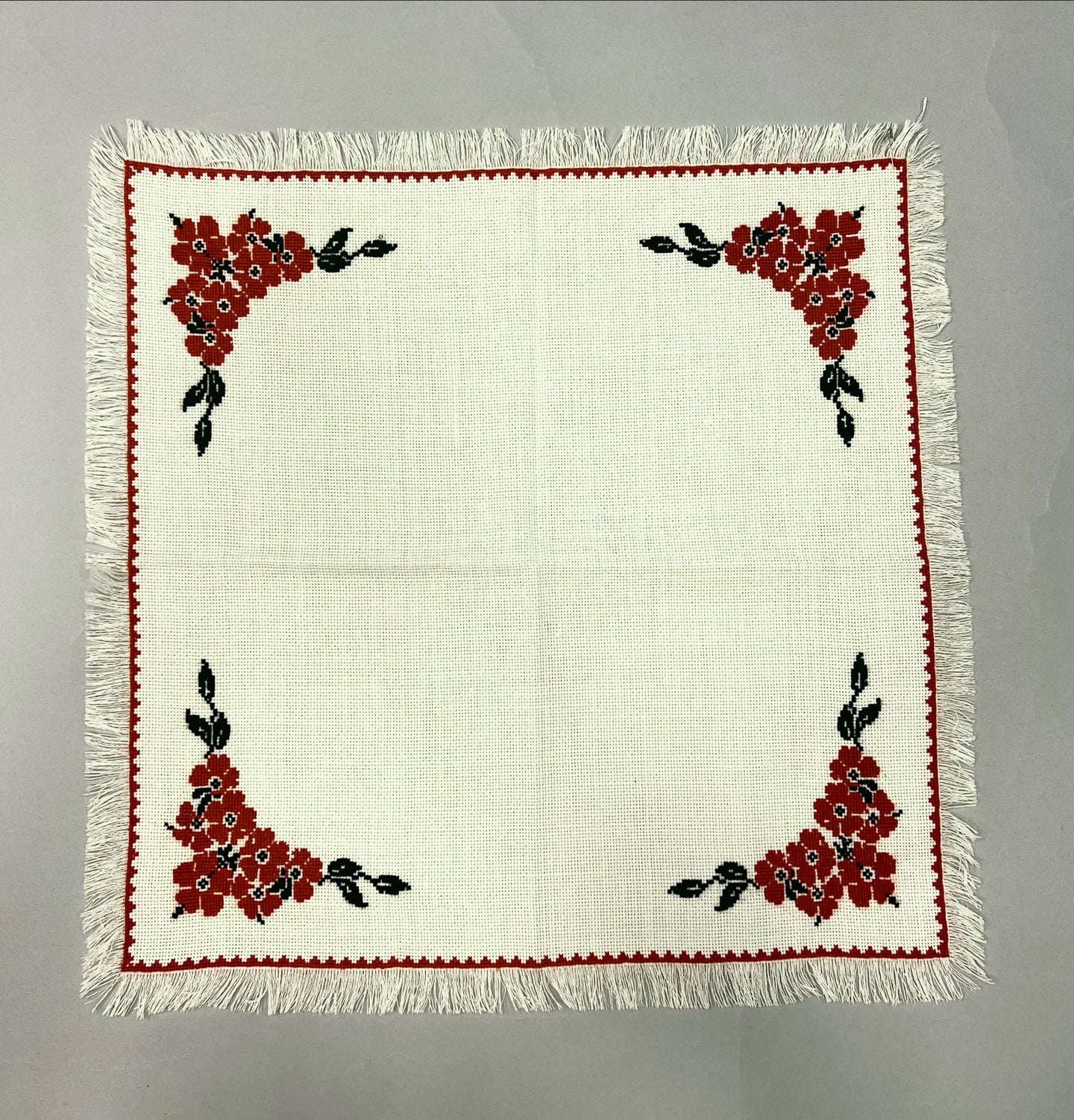 Embroidered Servetka 16