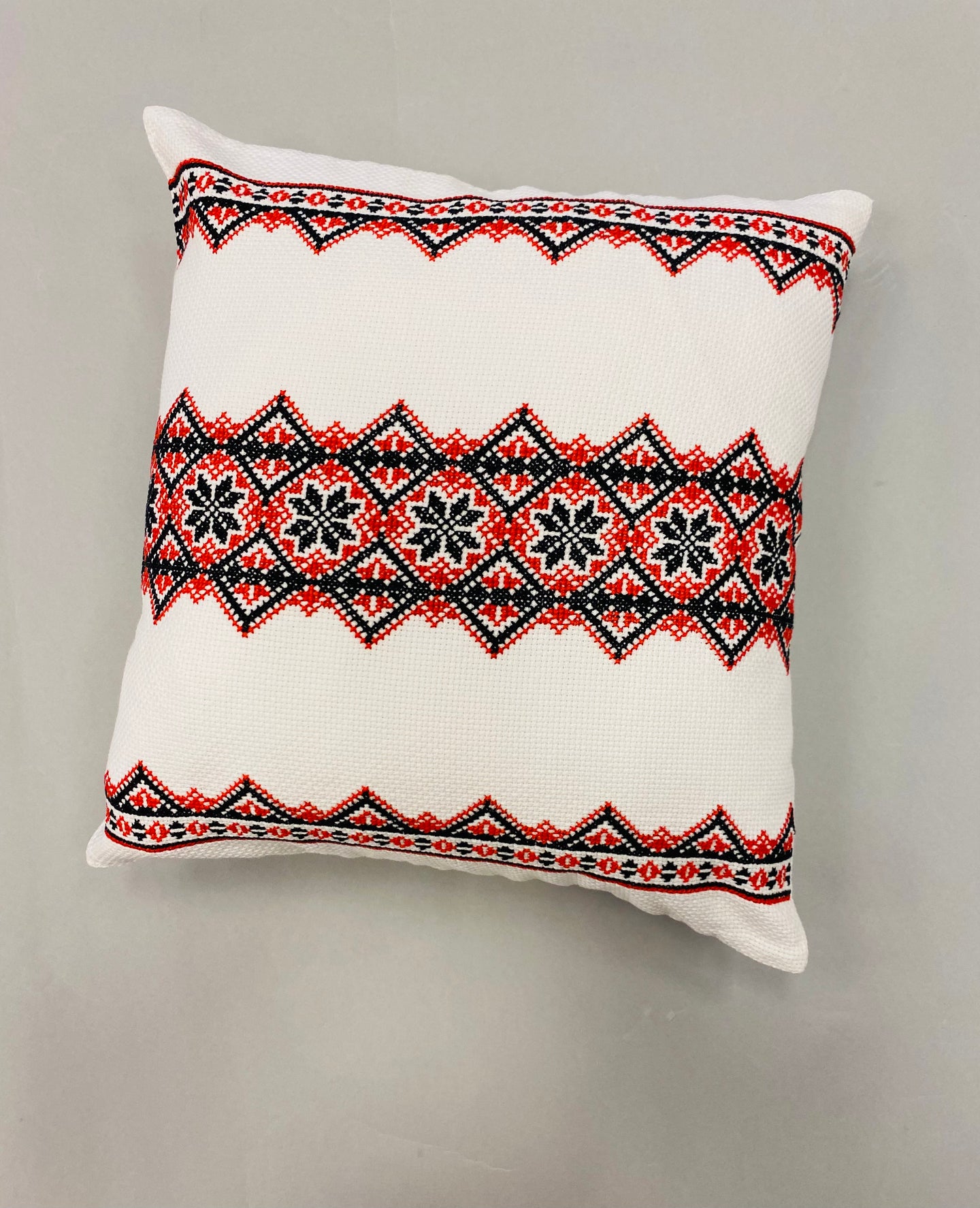 Embroidered pillow 14