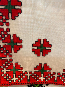 Embroidered  Servetka w/red, green border 11" x 181/2"